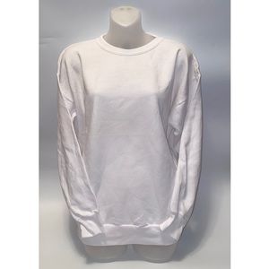 White oversized crewneck sweatshirt.